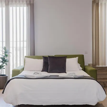 Fl 1 Thelodge - Charming Retreat By Homely Διαμέρισμα *