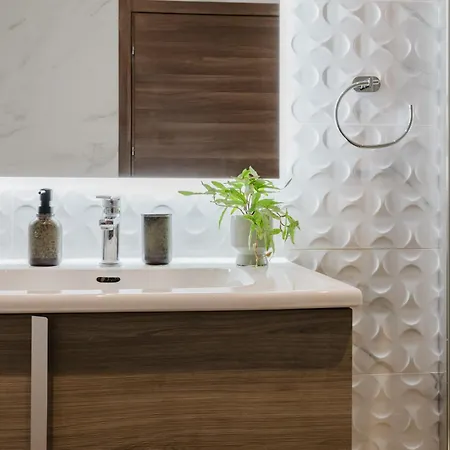 Διαμέρισμα Fl 1 Thelodge - Charming Retreat By Homely