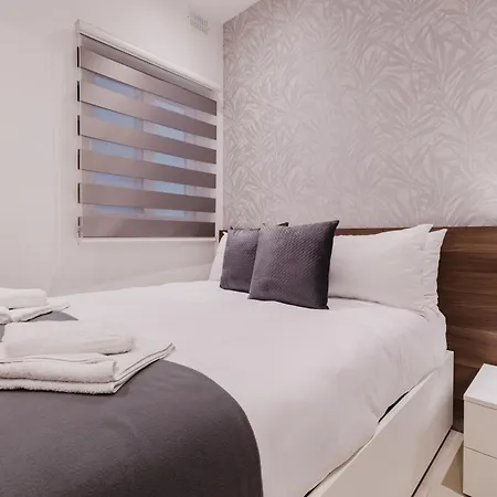 Fl 1 Thelodge - Charming Retreat By Homely *