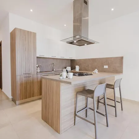 Fl 1 Thelodge - Charming Retreat By Homely Mellieħa