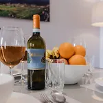 Fl 1 Thelodge - Charming Retreat By Homely 아파트 *